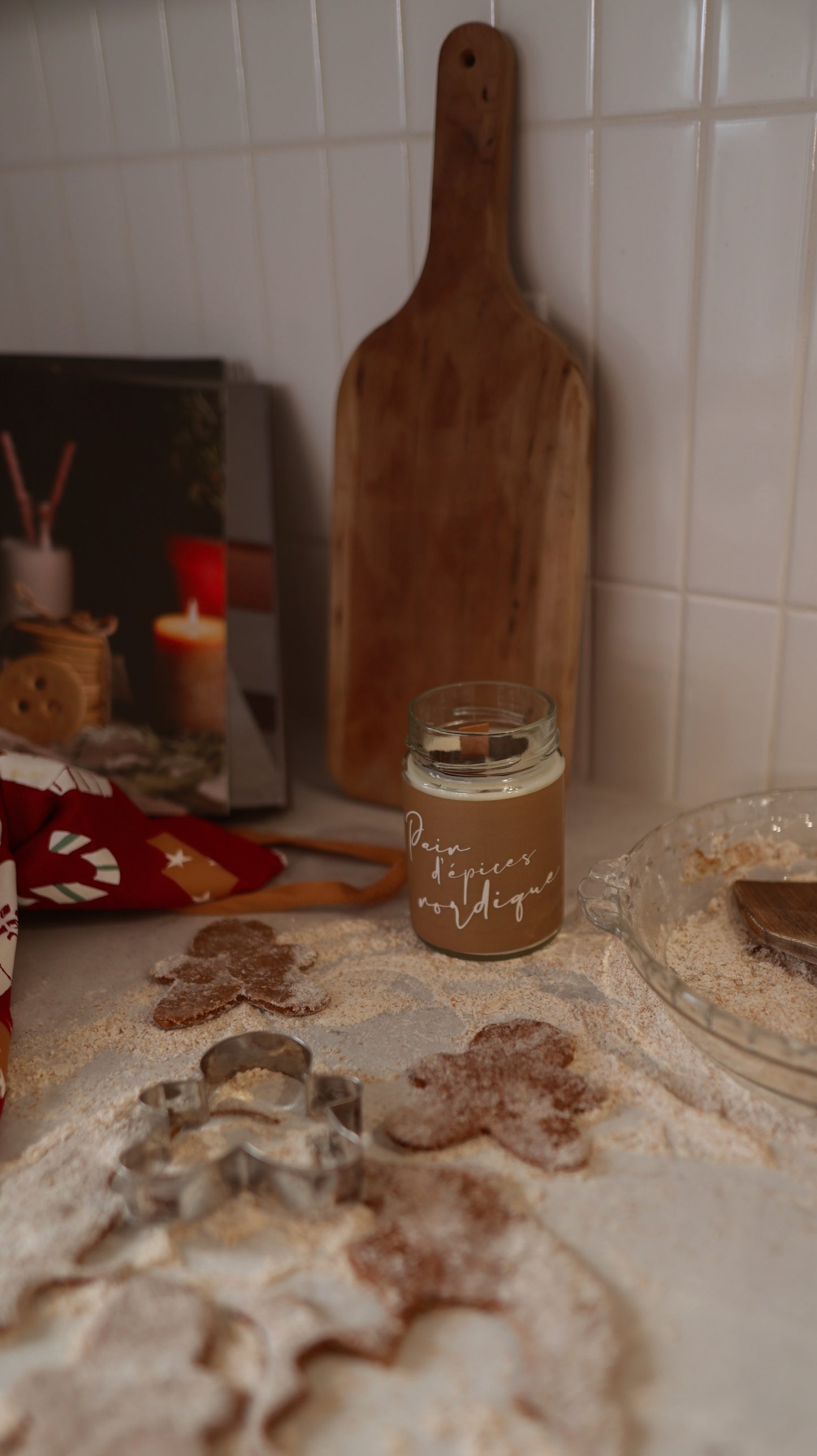 NOUVEAUTÉ | Pain d'épices nordique | Bougie de soja avec mèche de bois crépitante (50h)