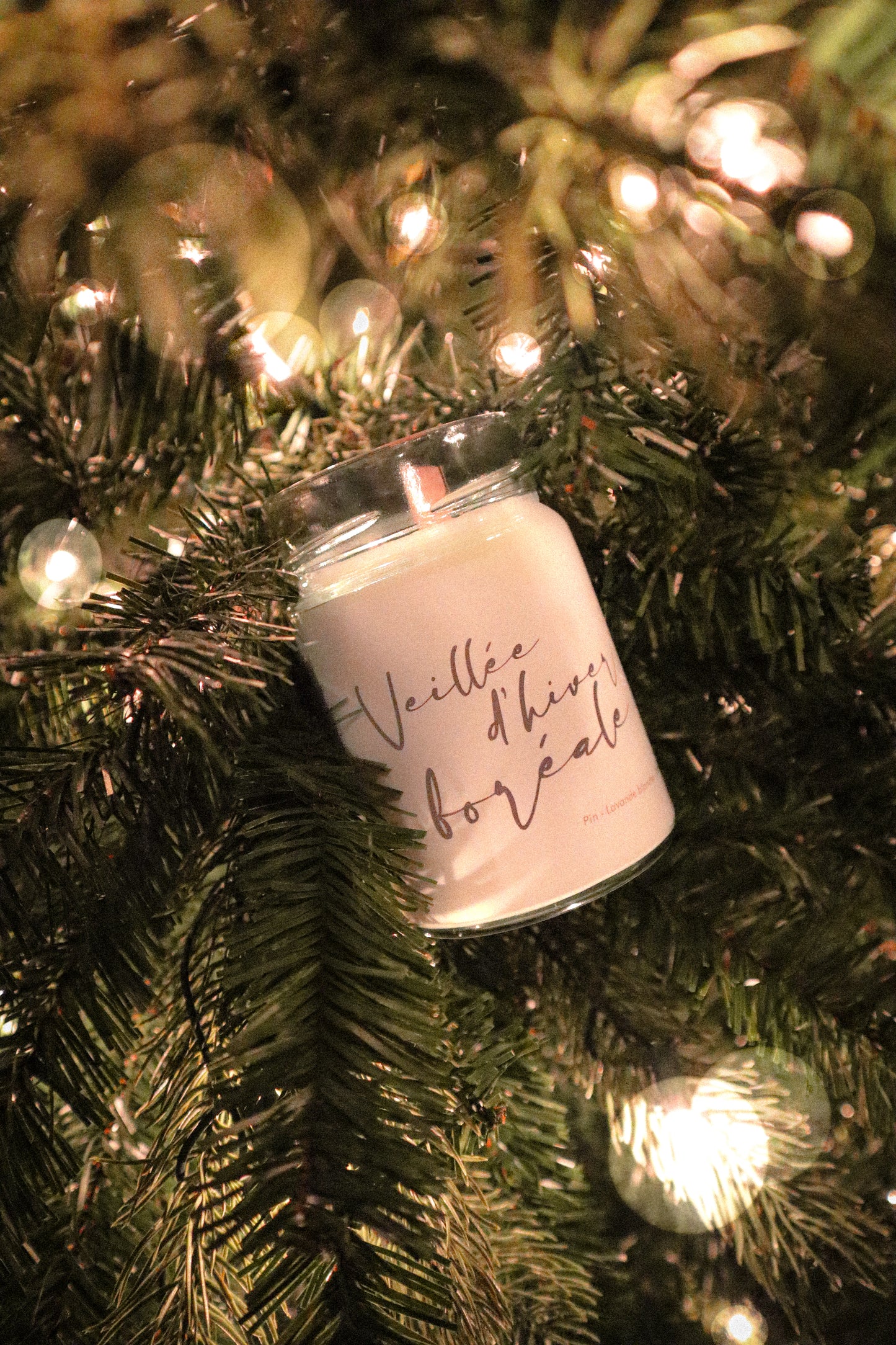 NOUVEAUTÉ | Veillée d'hiver boréale | Bougie de soja avec mèche de bois crépitante (50h)