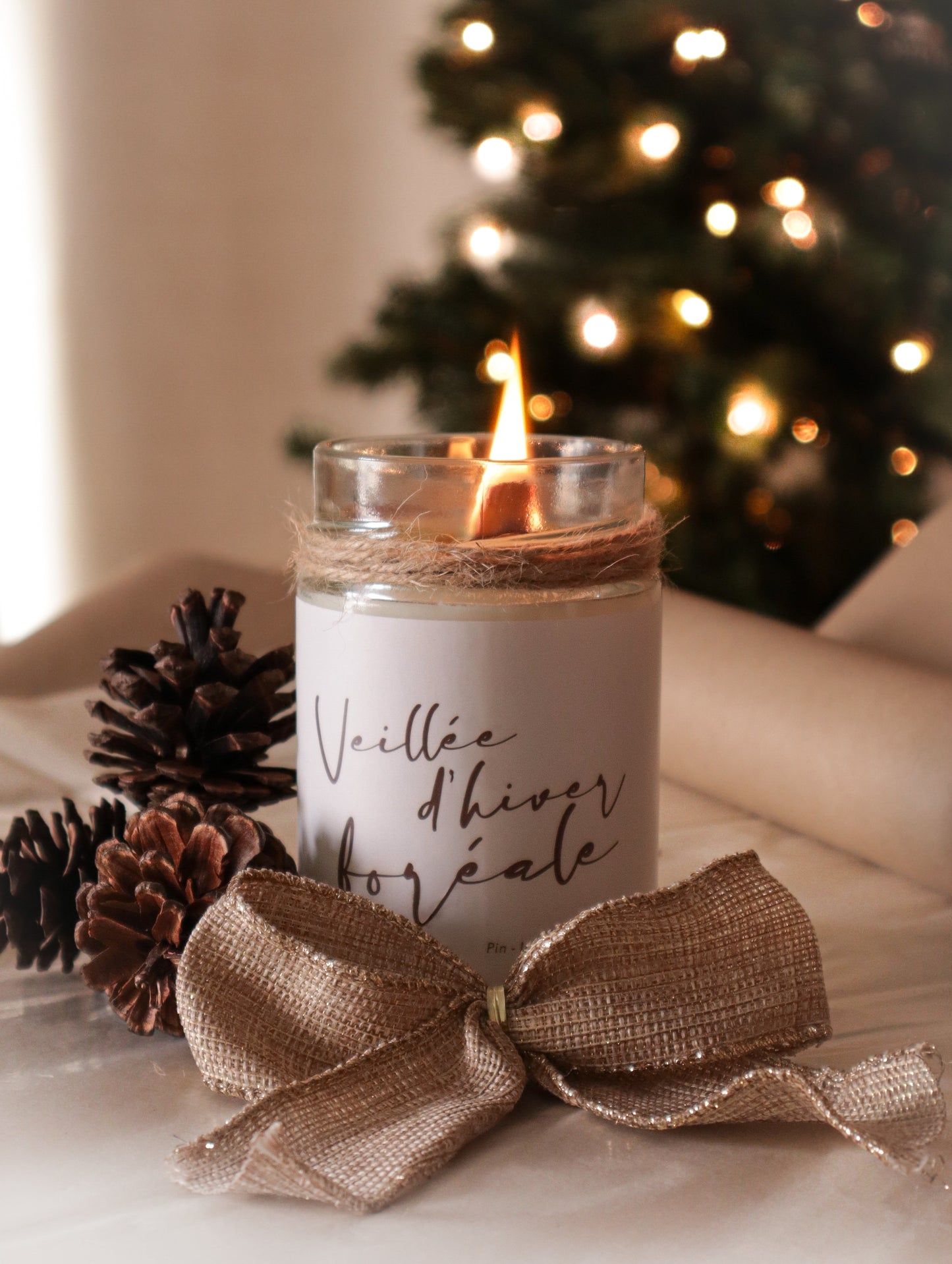 NOUVEAUTÉ | Veillée d'hiver boréale | Bougie de soja avec mèche de bois crépitante (50h)