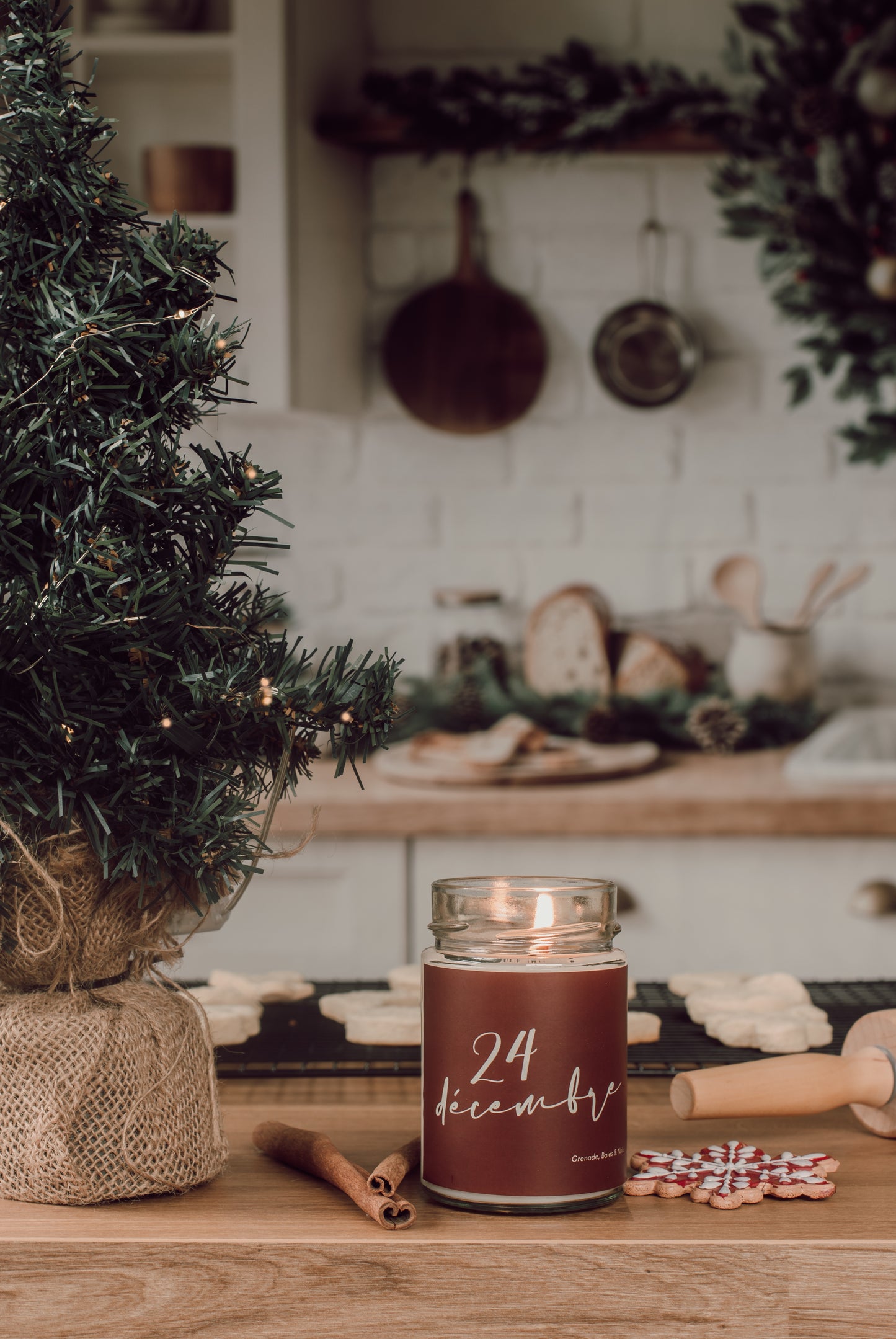 24 décembre | Bougie de soja de Noël avec mèche de bois (50h)